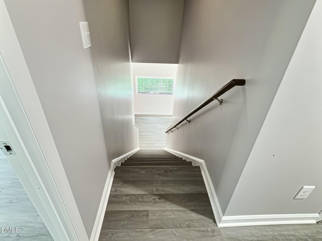 109 Weatherhill Point - Photo 14