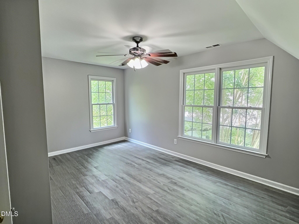 109 Weatherhill Point - Photo 16