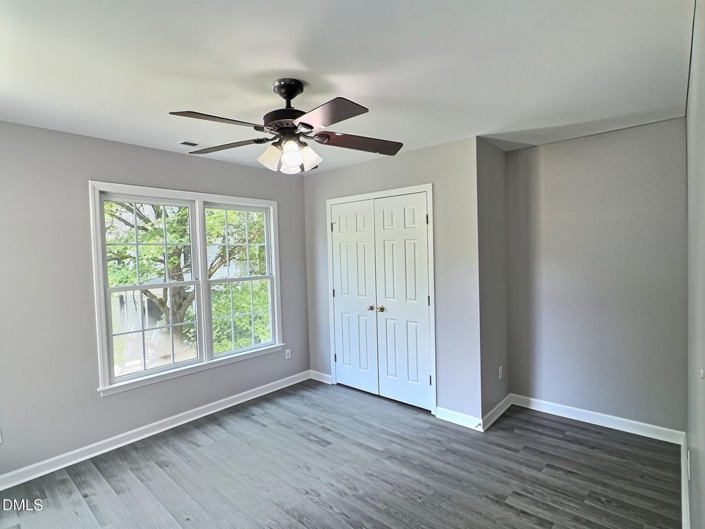 109 Weatherhill Point - Photo 17