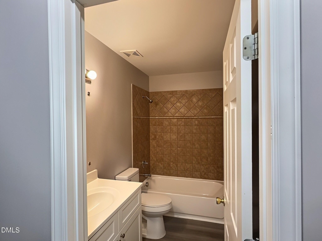 109 Weatherhill Point - Photo 18
