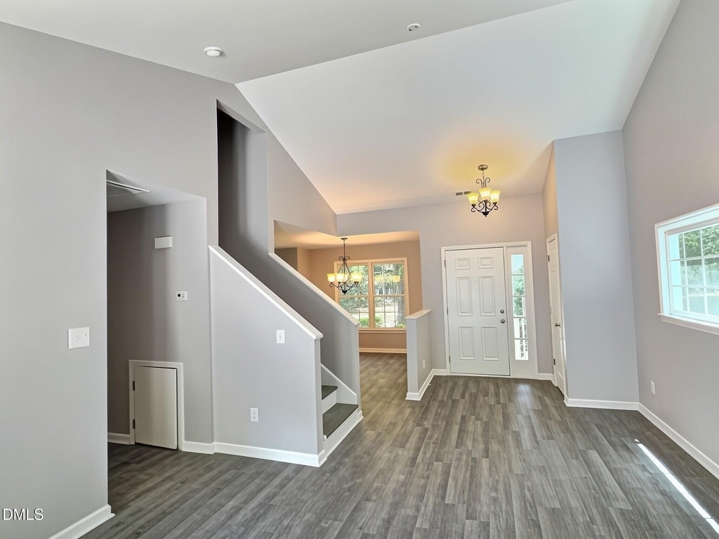 109 Weatherhill Point - Photo 8
