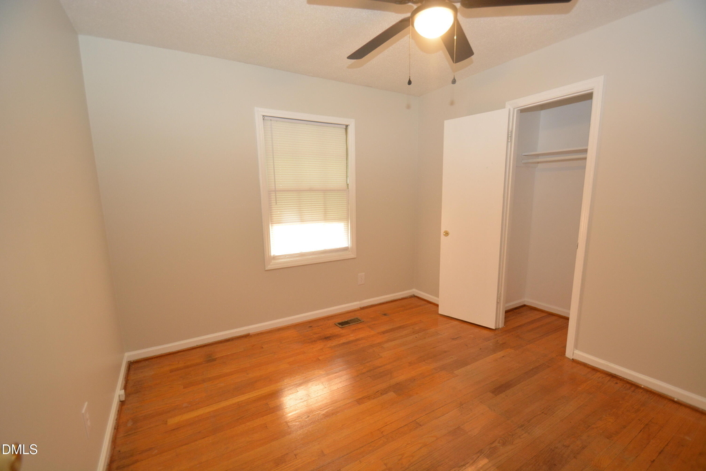 3407 Facade - Photo 10
