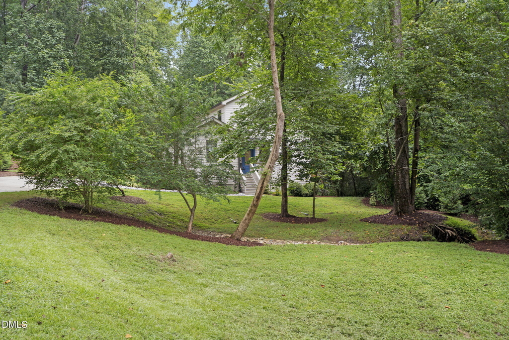 1700 Evergreen Avenue - Photo 3