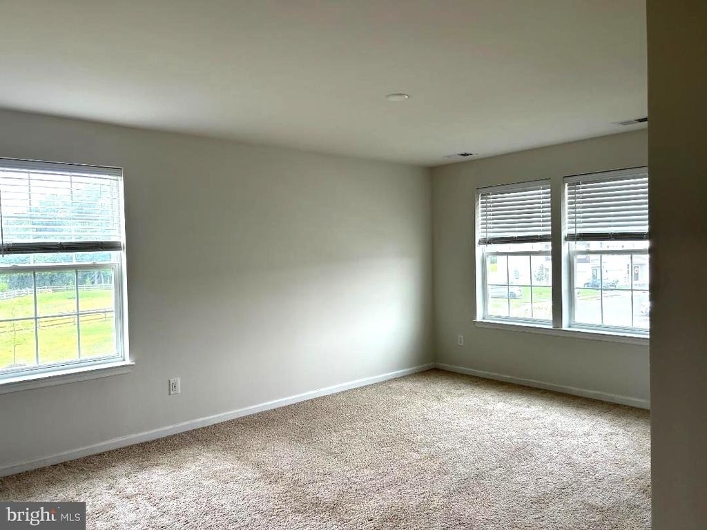 50 Peregrine Way - Photo 14