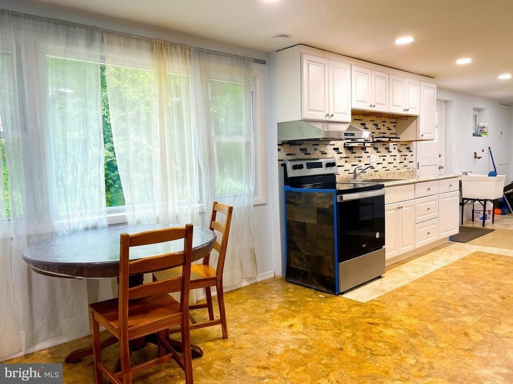 9122 Bridgewater Street - Photo 4