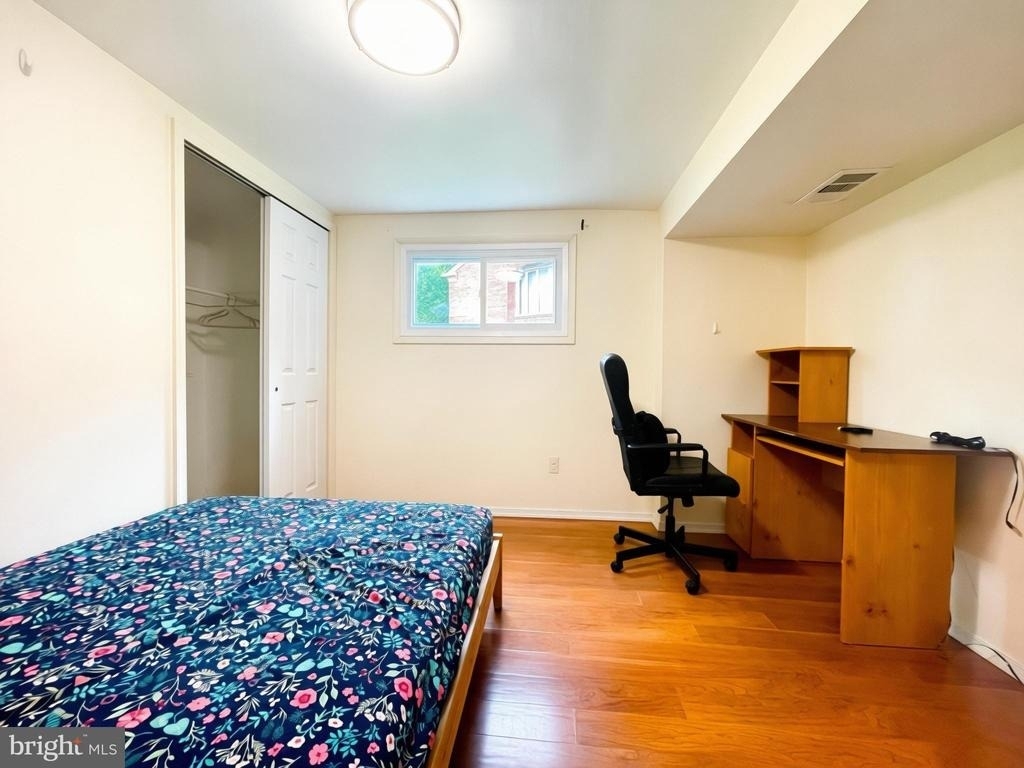 9122 Bridgewater Street - Photo 11