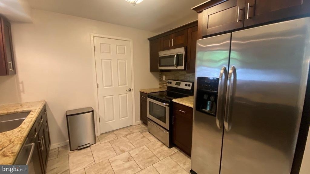 6006 Windham Road - Photo 4