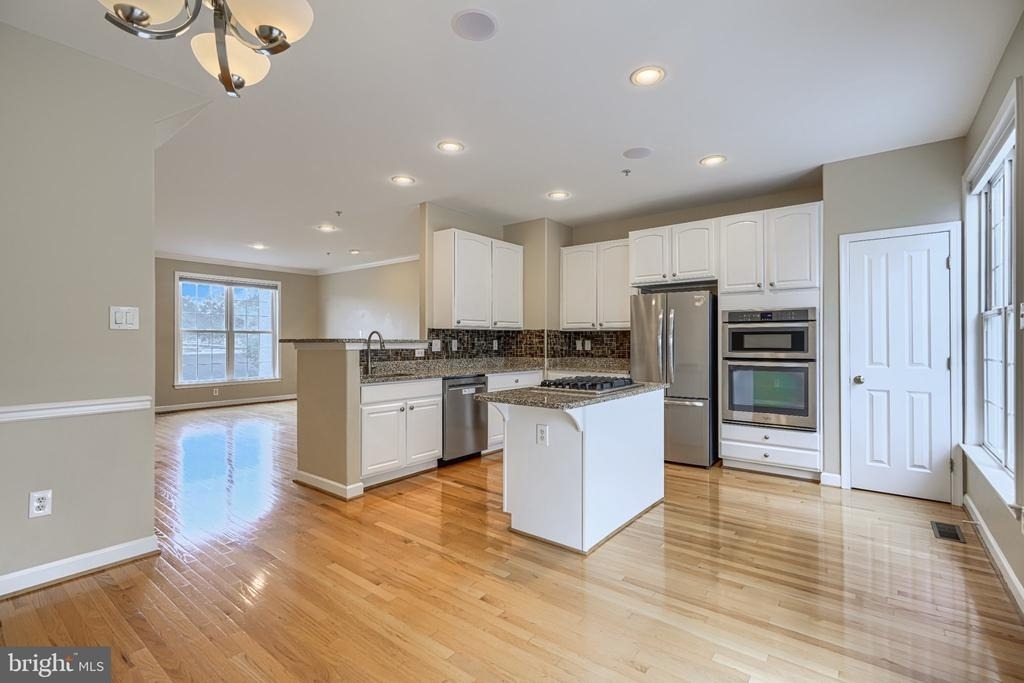 5407 Commerce Row - Photo 7