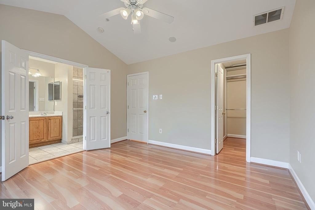 5407 Commerce Row - Photo 11