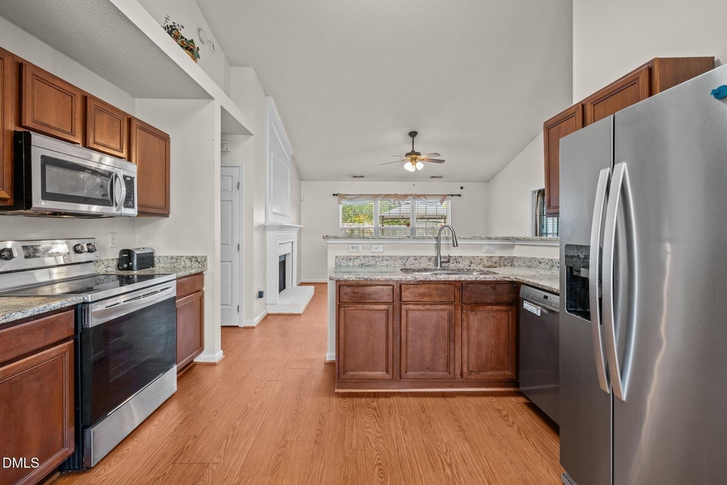 4109 Fawn Glen Drive - Photo 4