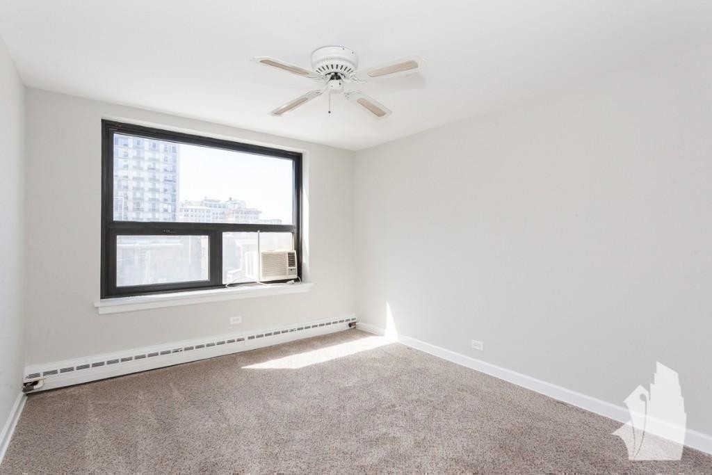 445 W Wellington - Photo 7