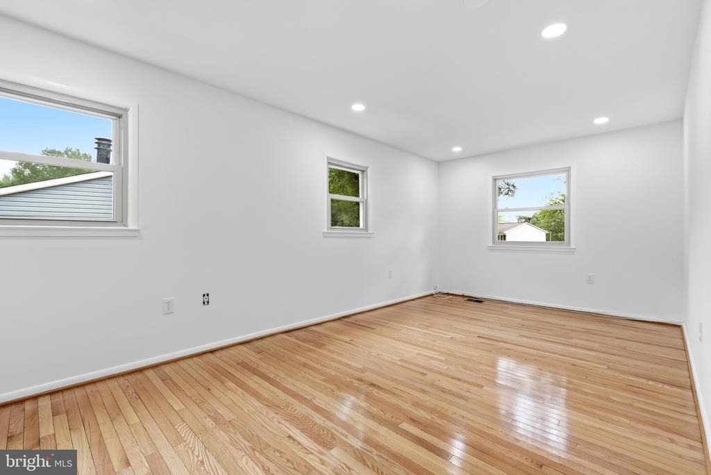 17004 Gohagen Road - Photo 12