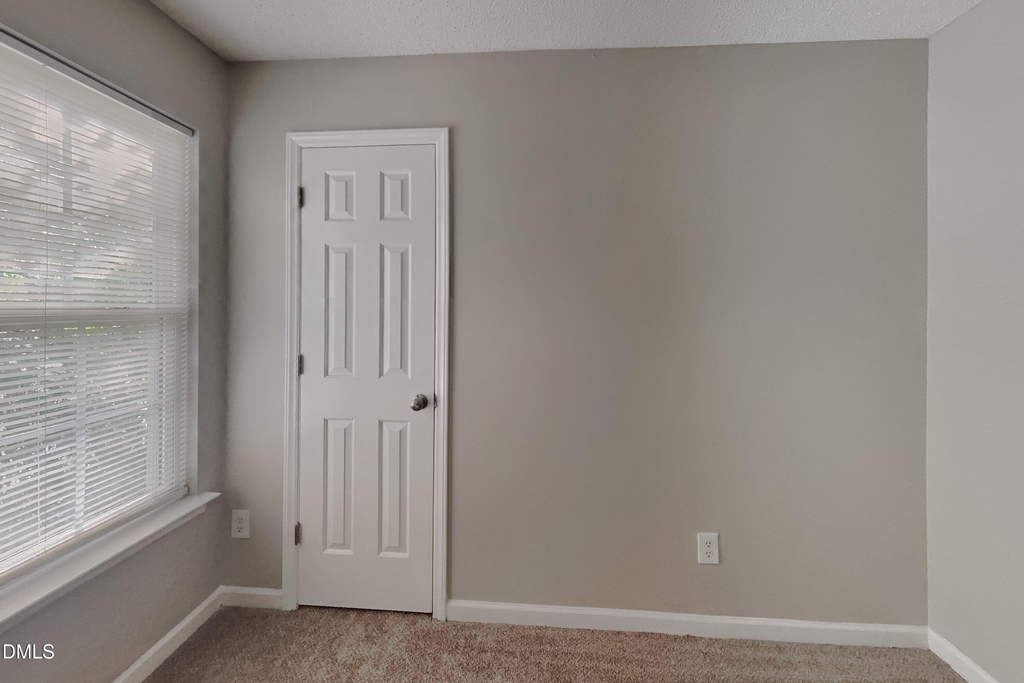 4812 Silverdene Street - Photo 12