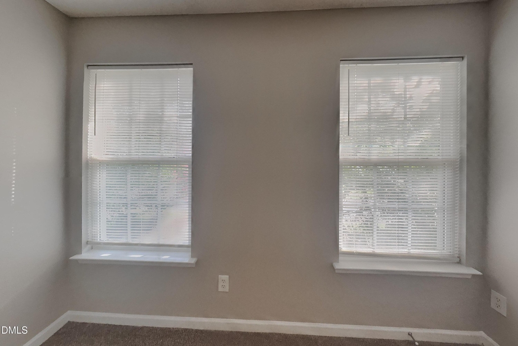 4812 Silverdene Street - Photo 11