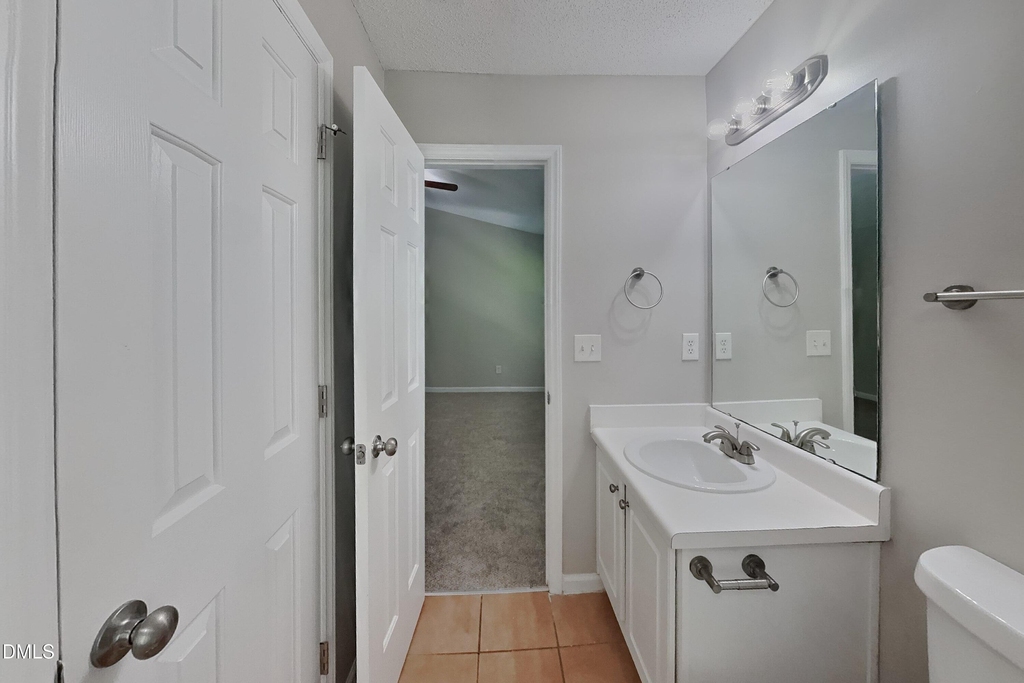4812 Silverdene Street - Photo 7