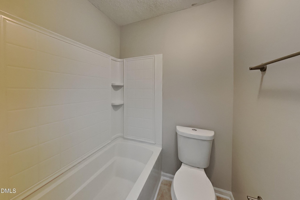 4812 Silverdene Street - Photo 14