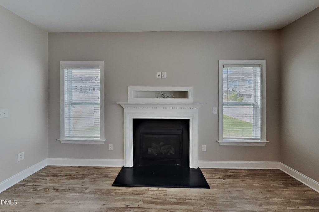 834 Lakemont Drive - Photo 2