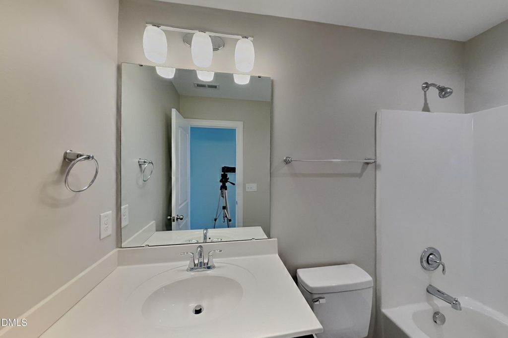 834 Lakemont Drive - Photo 13
