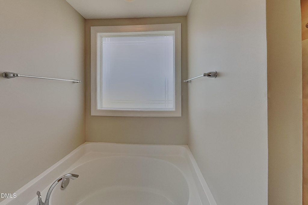 834 Lakemont Drive - Photo 9