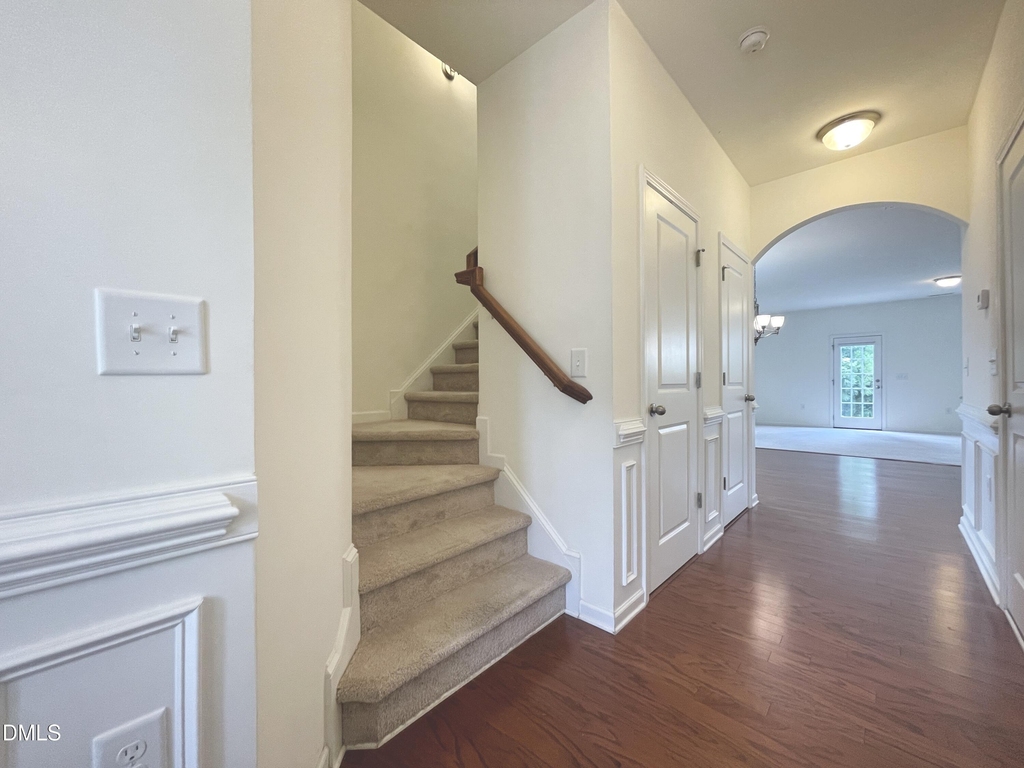 606 Briarcliff Street - Photo 1