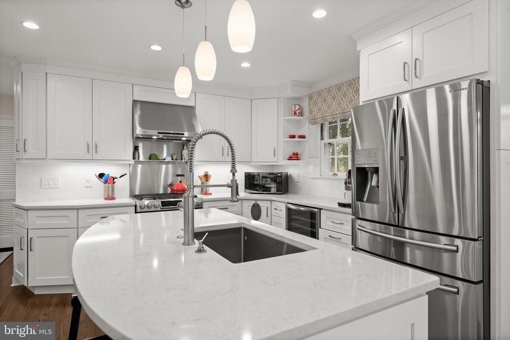 6709 Pemberton Street - Photo 14