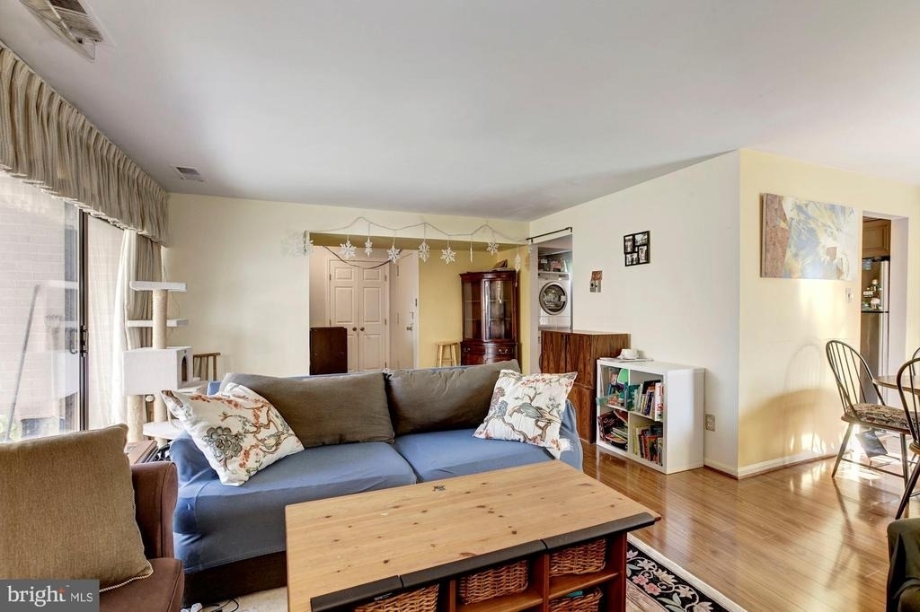 150 Monroe Street - Photo 4