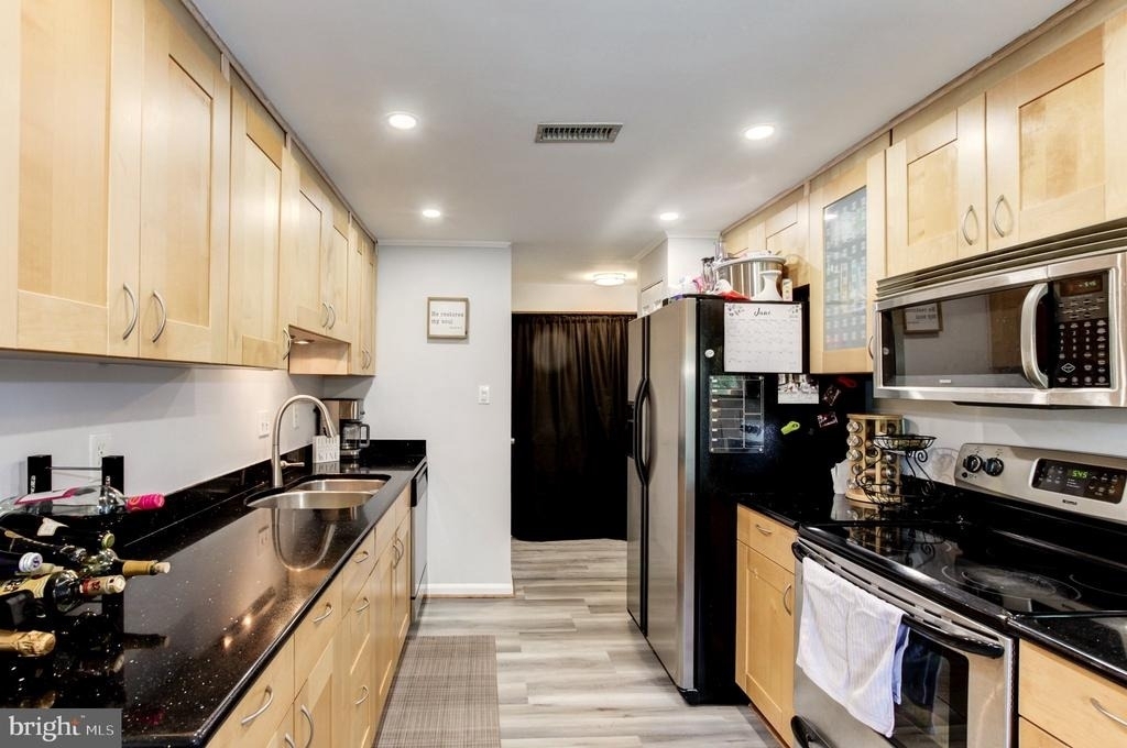 14741 Wexhall Terrace - Photo 11