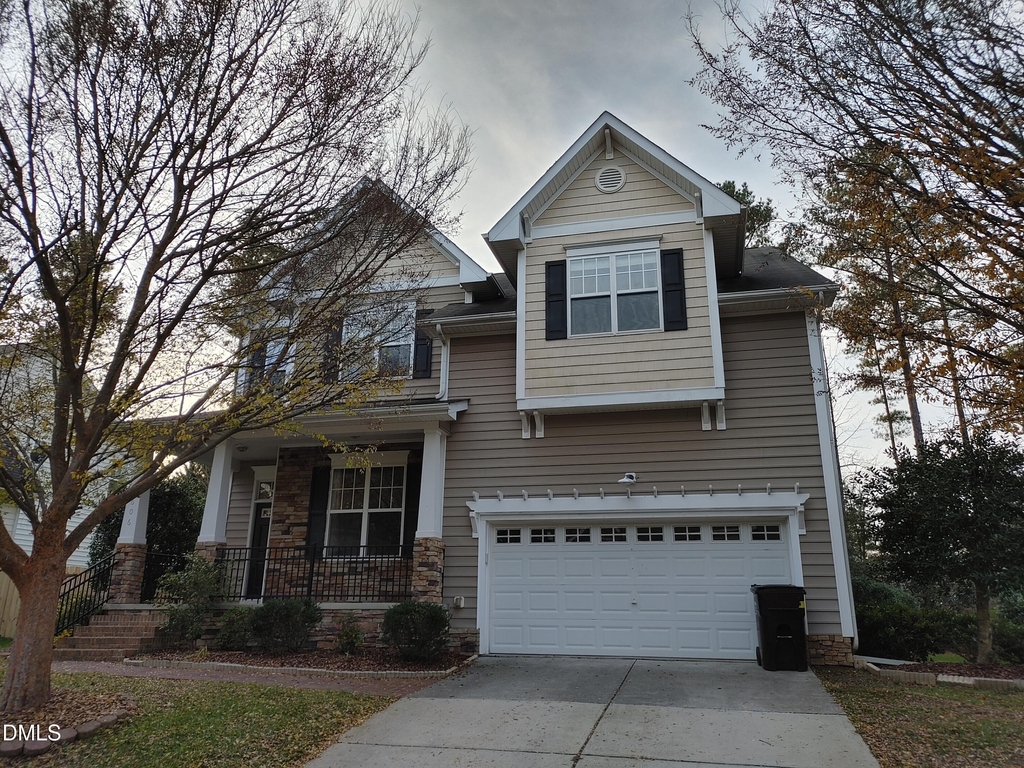 606 Lyon Tree Lane - Photo 0