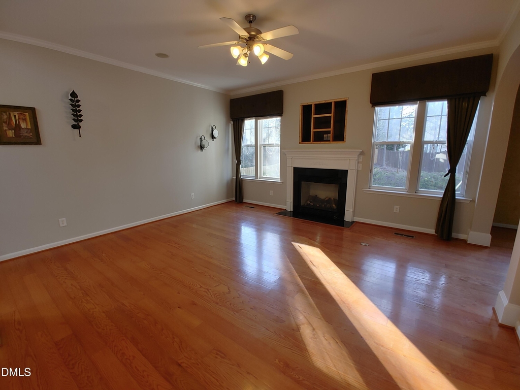 606 Lyon Tree Lane - Photo 2