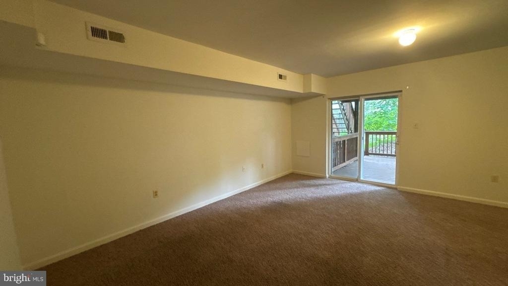 6762 Ducketts Lane - Photo 14