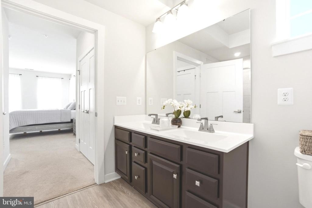 10020 Ruffian Way - Photo 15