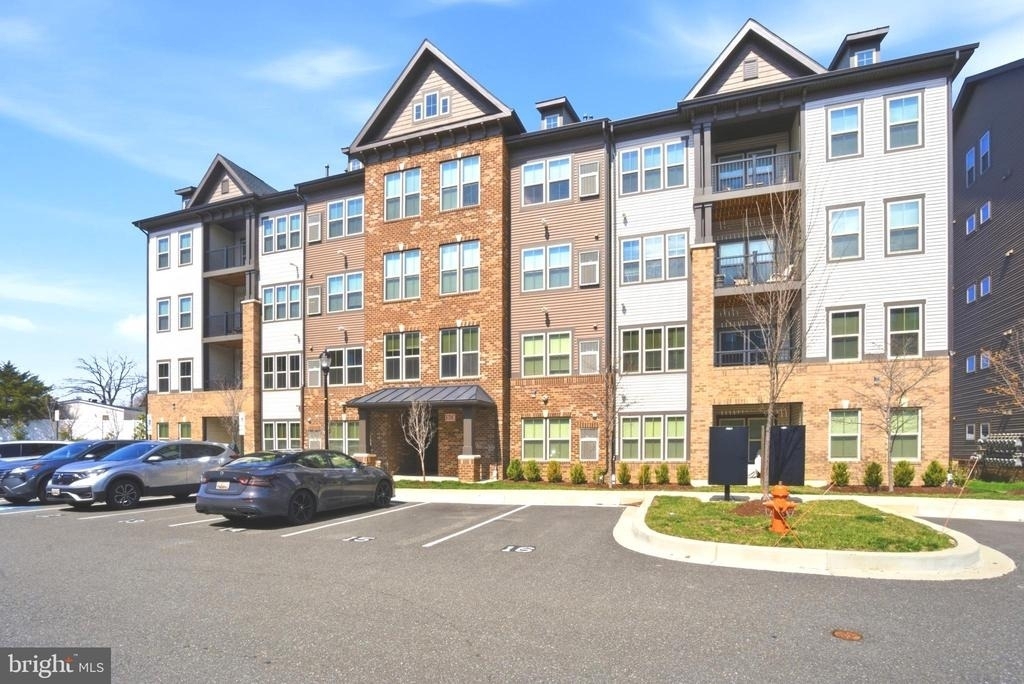10020 Ruffian Way - Photo 33