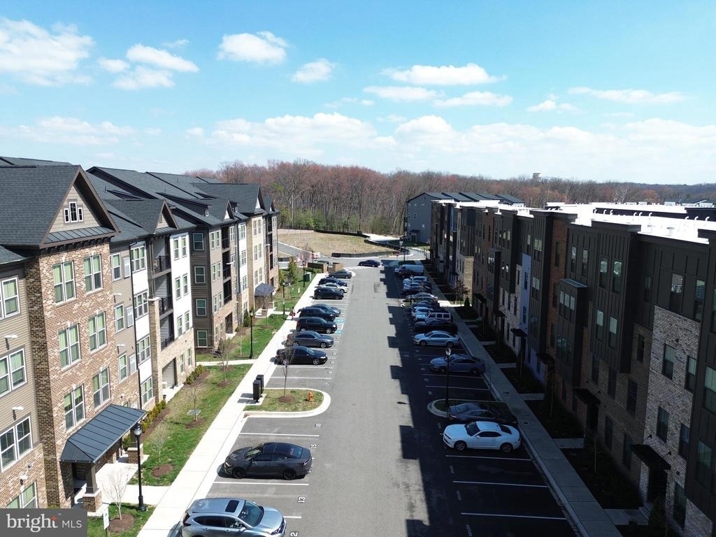 10020 Ruffian Way - Photo 29