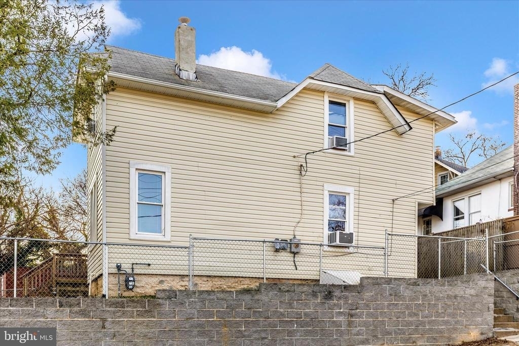 2905 Goodwood Road - Photo 31