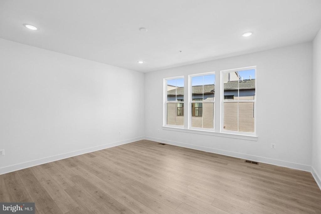 118 Locke Street - Photo 24