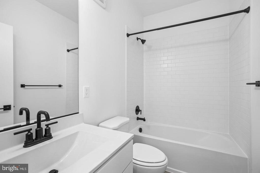 118 Locke Street - Photo 19