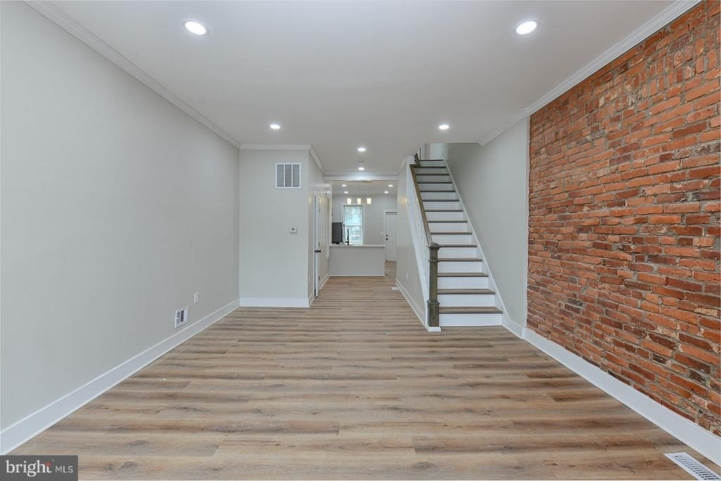 420 E 28th Street - Photo 2