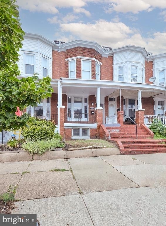 420 E 28th Street - Photo 32