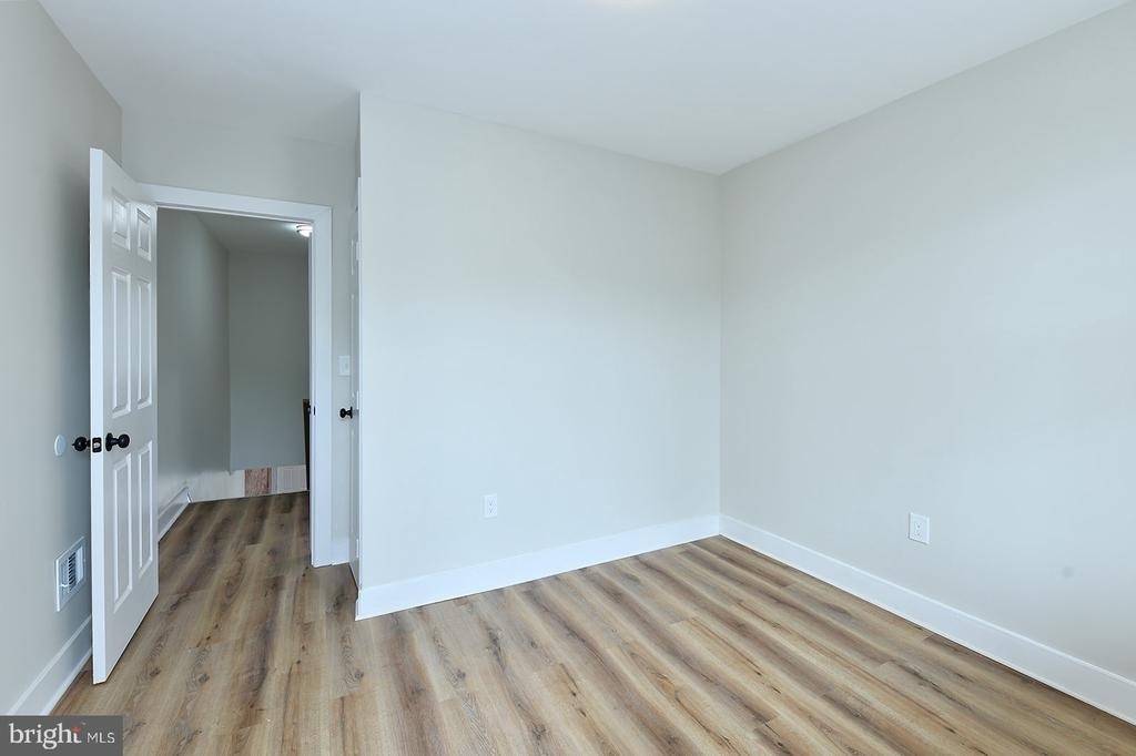 420 E 28th Street - Photo 21