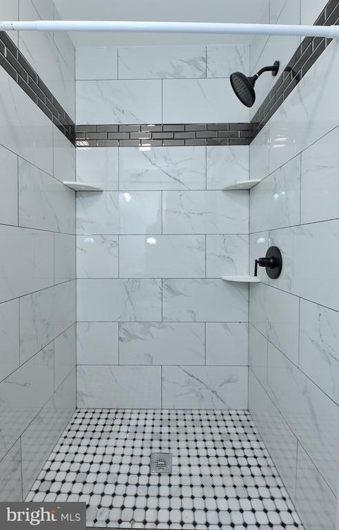 420 E 28th Street - Photo 26