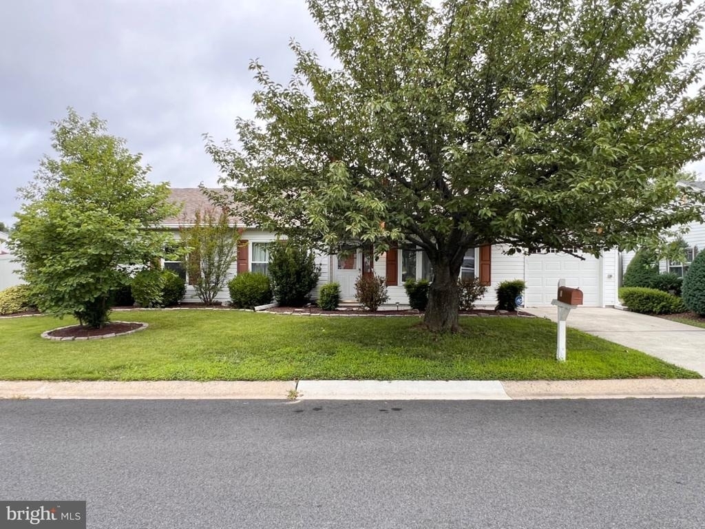 8 Rose Terrace - Photo 0