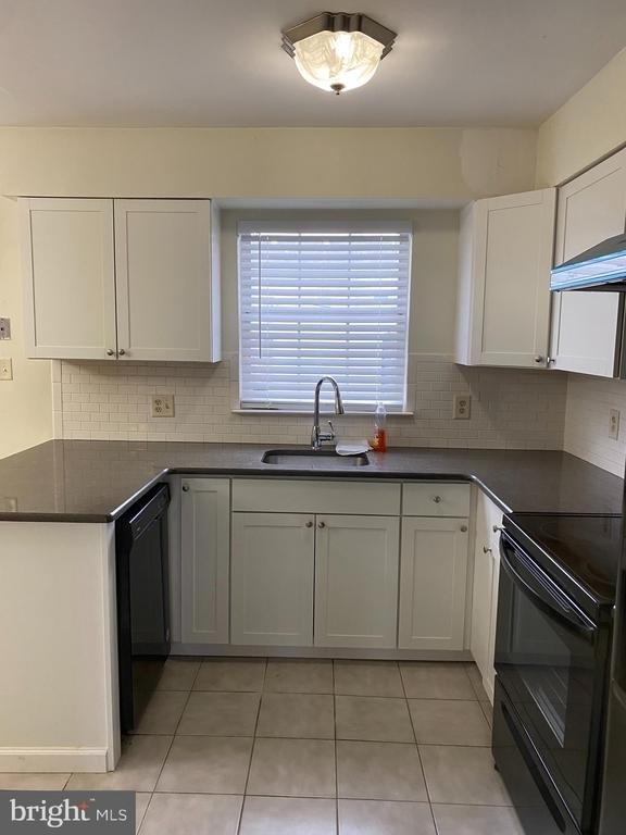 9 Revere Place - Photo 1