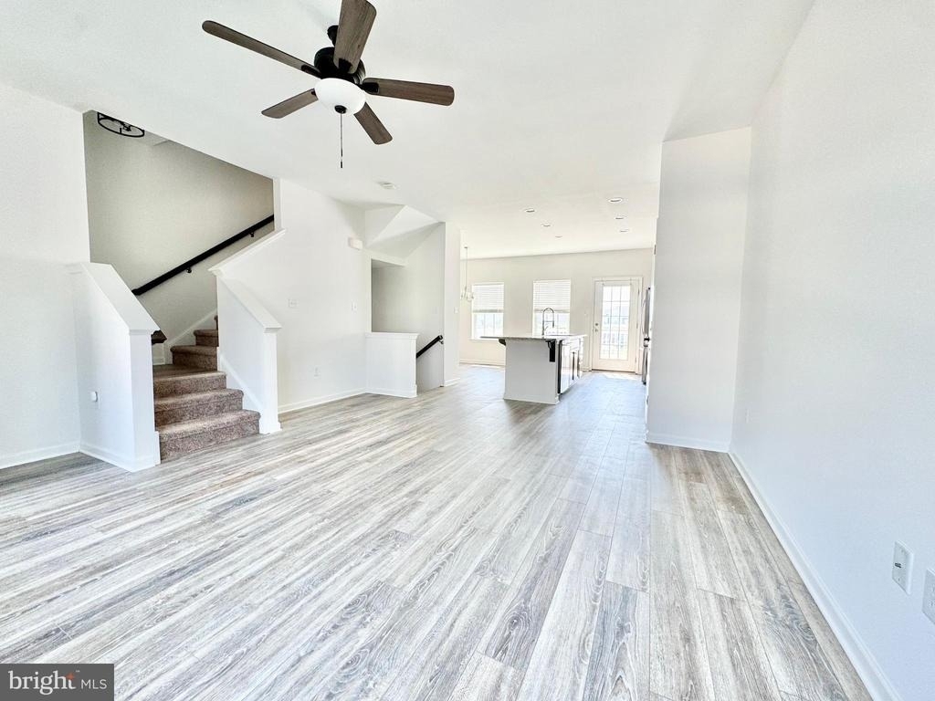 1066 Wickersham Way - Photo 8