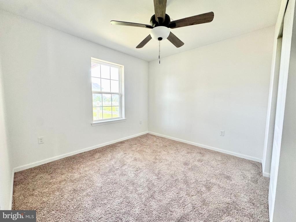 1066 Wickersham Way - Photo 25