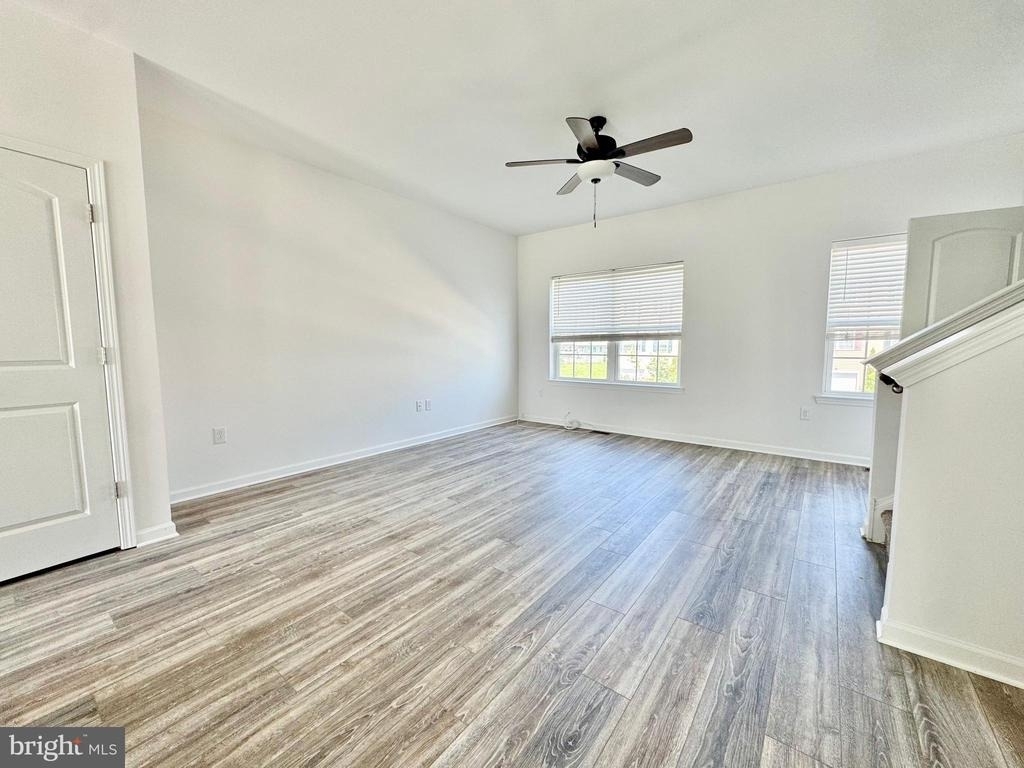 1066 Wickersham Way - Photo 1