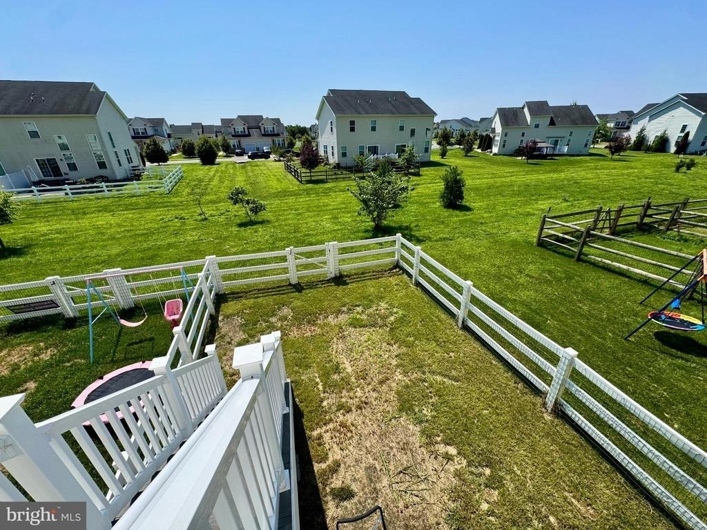 1066 Wickersham Way - Photo 23