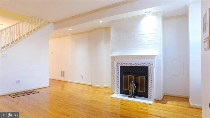 1209 E Street Ne - Photo 5