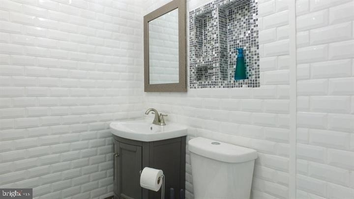 1209 E Street Ne - Photo 30