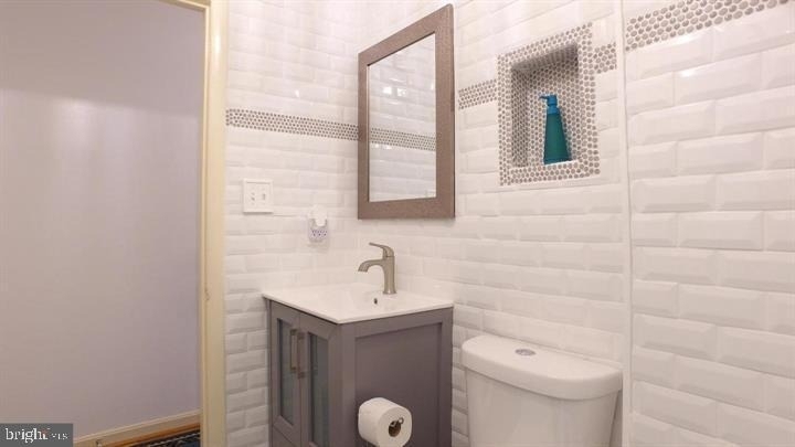 1209 E Street Ne - Photo 34