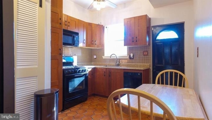 1209 E Street Ne - Photo 10